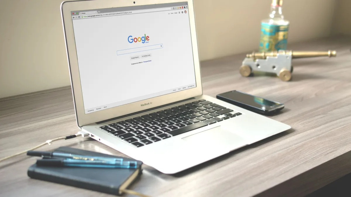 Search Engine Position Tracker: The Complete Guide